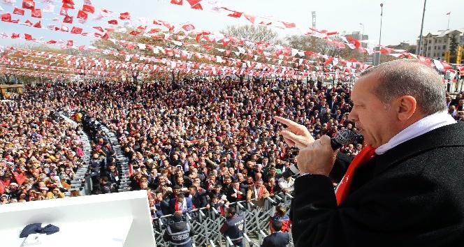 Cumhurbaşkanı Erdoğan: “Şu anda 2 bin 960, inşallah bu akşama kadar o 3 bini aşar&quot;