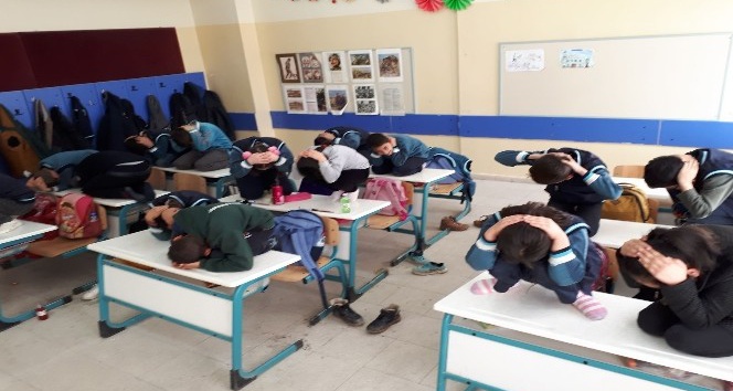 Boğazlıyan’da gerçeği aratmayan deprem ve yangın tatbikatı
