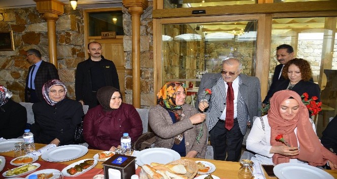 Vali Şentürk’ten anlamlı buluşma