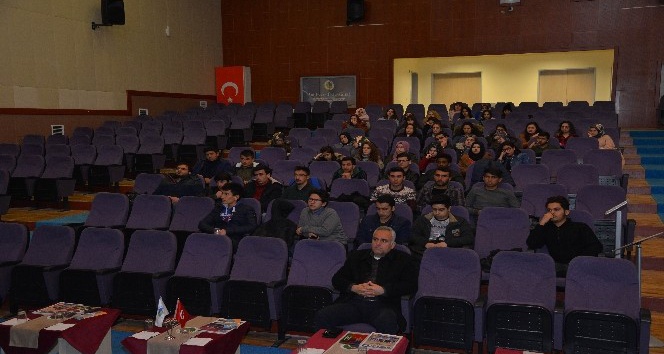 Üniversite öğrencilerine terör bilgilendirmesi