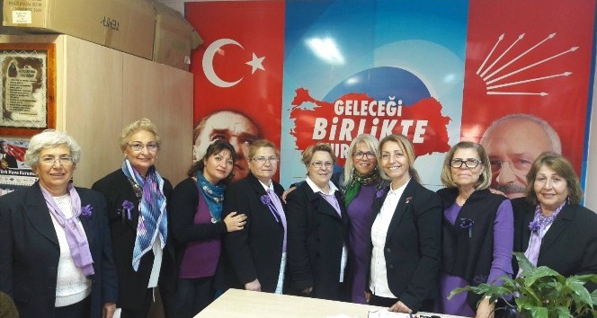 Ayvalık’ta CHP’li Kadınlardan 8 Mart açıklaması