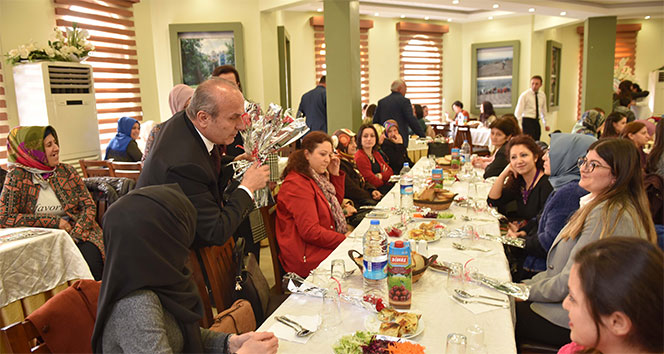 Başkan Arslan, kamu kurumundaki bayanlarla bir araya geldi