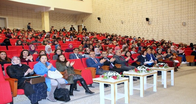 Üniversite de Kadınlar Günü etkinlikleri düzenlendi