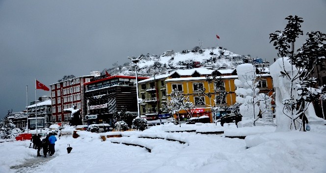 Doğu Karadeniz kara hasret kaldı
