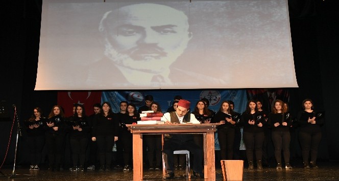 Trabzon’da İstiklal Marşı’nın Kabulü ve Mehmet Akif Ersoy’u Anma Günü etkinliği düzenlendi