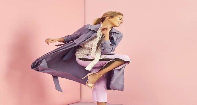 Burcu Esmersoy giyim markası için objektif karşısına geçti