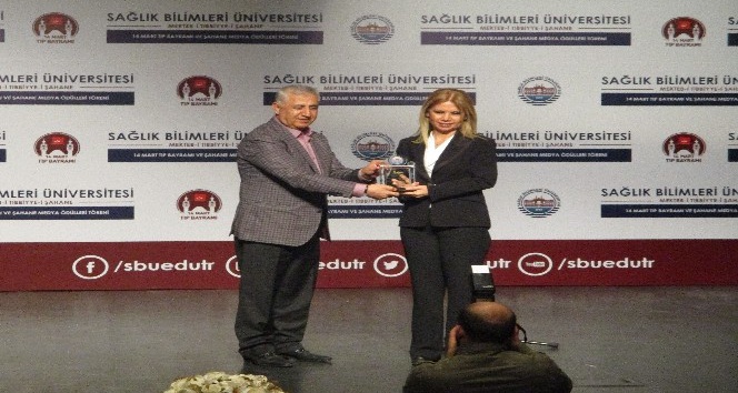 Sağlık Bilimleri Üniversitesi’nden İHA’ya ve Türkiye Gazetesi’ne ödül