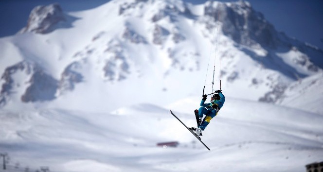 Erciyes Kayak Merkezi dünyada bir ilki yapacak