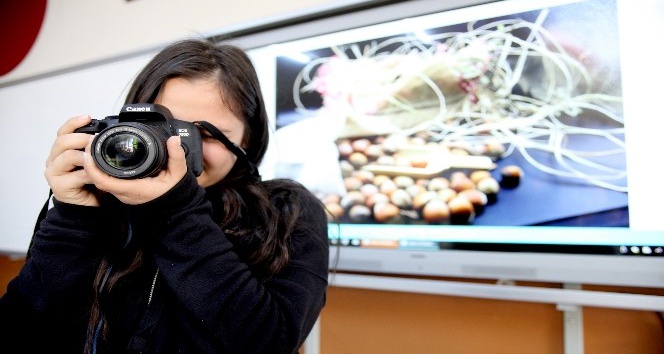 Ferrero firması tarafından düzenlenen fotoğraf yarışmasının birincisine ödülü verildi