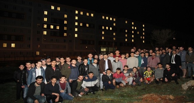 Öğrencilerden Afrin harekatına  ışıklı destek