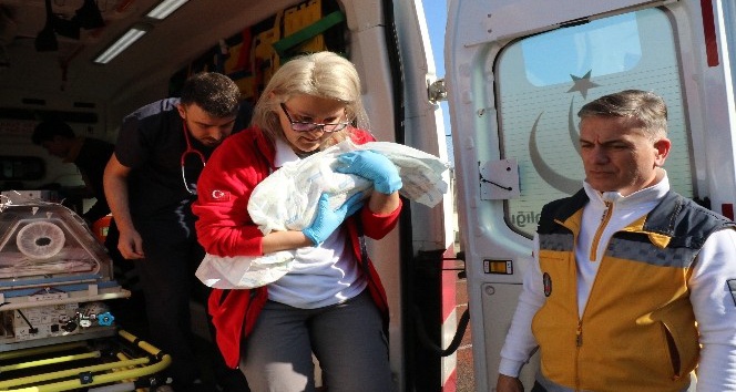Hava ambulansı Belinay bebek için havalandı