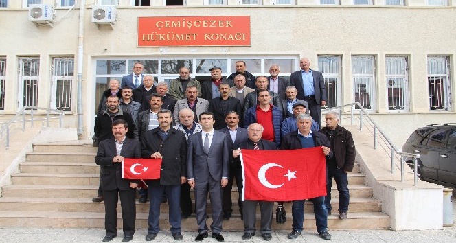 Tunceli’de muhtarlar maaşını Mehmetçik’e bağışladı