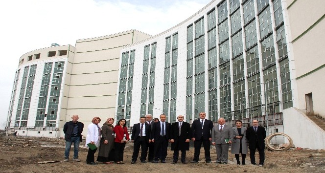 Yeni Çarşamba Devlet Hastanesi inşaatı 6 ay içinde tamamlanacak