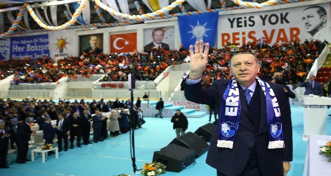 Cumhurbaşkanı Erdoğan: “Şimdi bir yandan Menbiç’e yöneleceğiz”