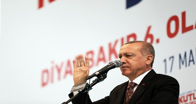 Cumhurbaşkanı Erdoğan: “Sorun demokrasi olsaydı 2009’dan sonra Diyarbakır’da silah patlamazdı”