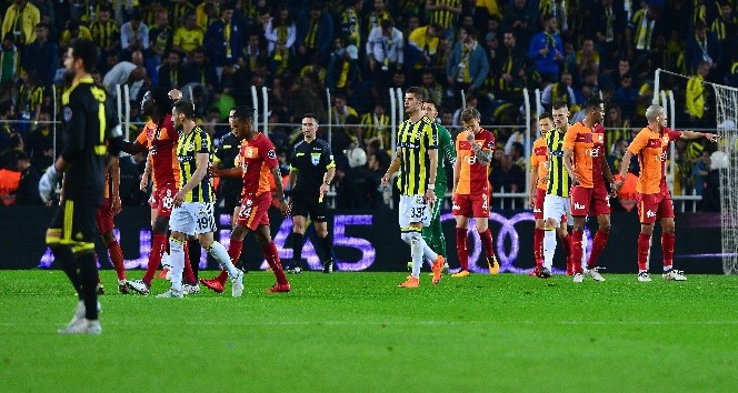 Spor Toto Süper Lig: Fenerbahçe: 0 - Galatasaray: 0 (Maç sonucu)