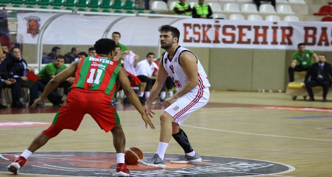 Tahincioğlu Basketbol Süper Ligi: Eskişehir Basket: 66 - Pınar Karşıyaka: 72