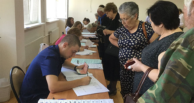 Abhazya&#039;da yaşayan Rusya vatandaşları oy kullanıyor