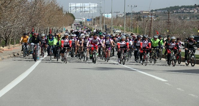 Çanakkale Şehitleri ve Afrin için bisiklet turu