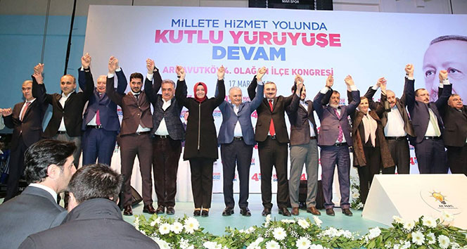 AK Parti İstanbul&#039;da 3 ilçede kongre heyecanı
