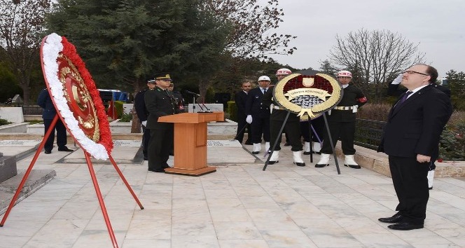 Afyonkrahisar’da Çanakkale Zaferinin 103’üncü yıl dönümü kutlandı