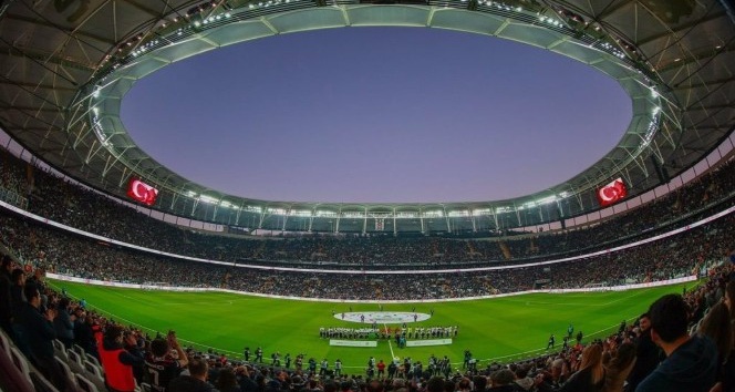 Süper Lig’de son beş yılın en seyircili sezonu yaşanıyor