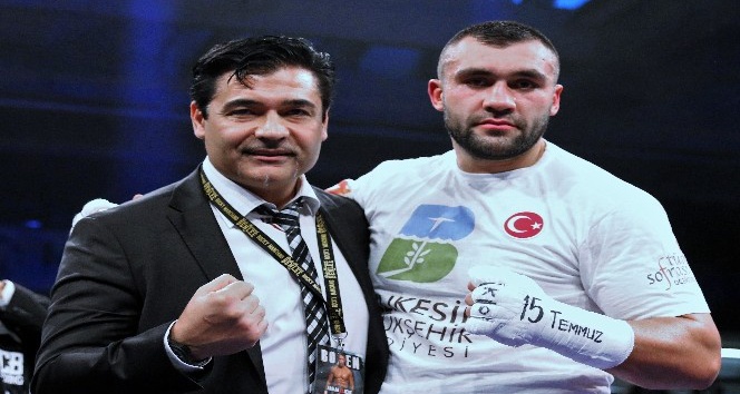 Ali Eren Demirezen’in Avrupa Şampiyonluk maçı için geri sayım başladı