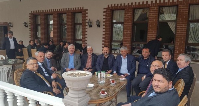 Başkan Yağcı’dan AK Parti Söğüt İlçe Başkanı İpekçi’ye geçmiş olsun ziyareti