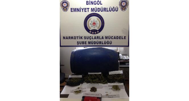 Bingöl’de uyuşturucu ve kaçak sigara operasyonu