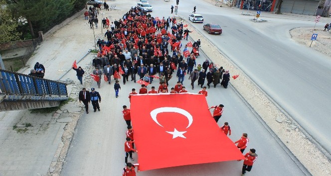 Osmaneli birlik ve beraberlik için yürüdü
