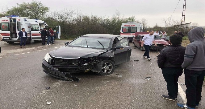 Bartın’da trafik kazası: 1’i ağır 6 yaralı