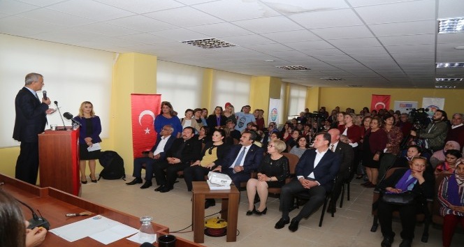 Mezitli Belediyesi Kadın Danışma Merkezi açıldı