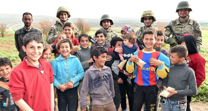 Teröristlerden kurtulan Afrinli çocuklar artık daha mutlu