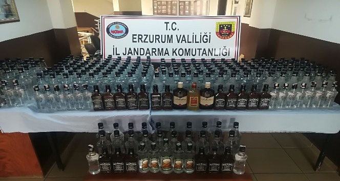 Erzurum’da 300 şişe kaçak içki ele geçirildi