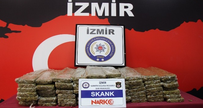 İzmir’de 22 zehir taciri tutuklandı