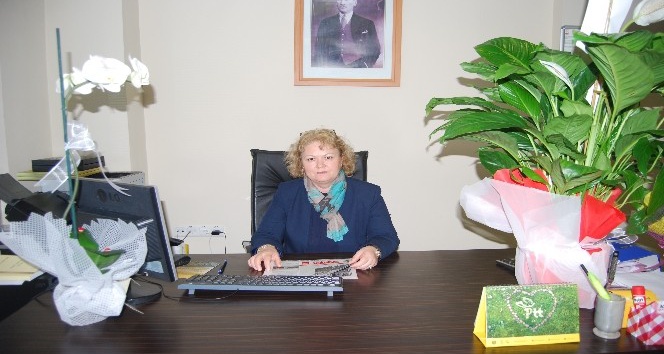 Malkara PTT’ye ilk kadın müdür atandı