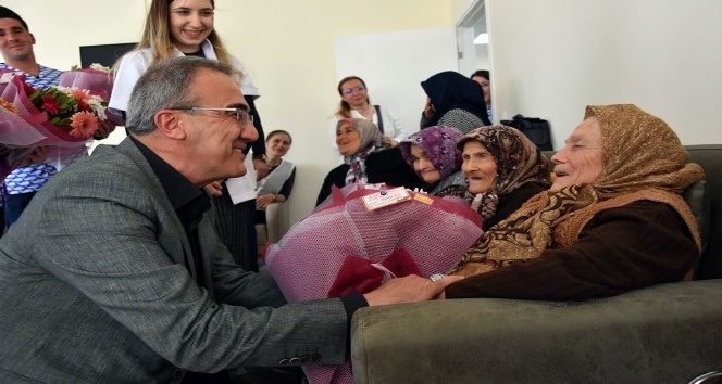 Başkan Karaçoban’dan Yaşlılar Haftası’nda anlamlı ziyaret