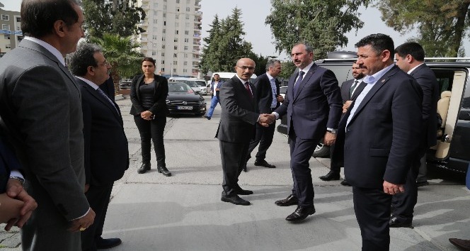 Adalet Bakanı Gül, Vali Demirtaş’ı ziyaret etti