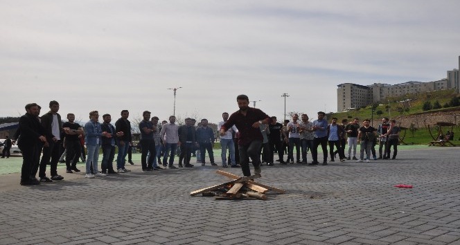 Düzce Üniversitesi’nde Nevruz neşeyle karşılandı