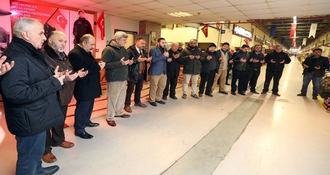 Başkan Karaosmanoğlu, bereket duasına katıldı