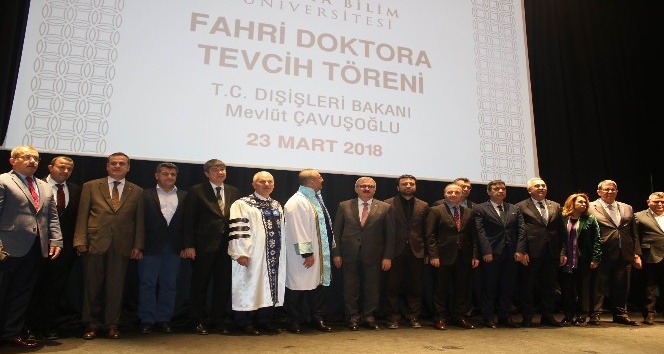 Çavuşoğlu’na memleketi Antalya’da fahri doktora unvanı