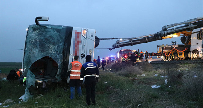 Şoför kalp krizi geçirdi, otobüs şarampole devrildi: 4 ölü, 34 yaralı