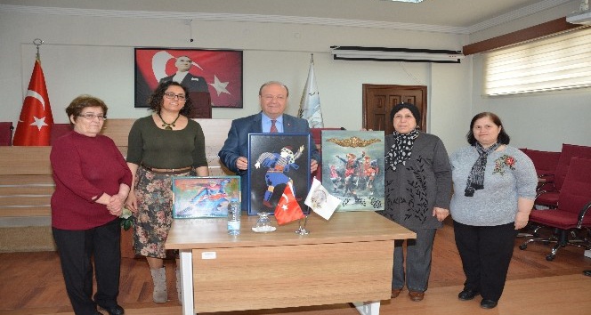 Başkan Özakcan, el sanatları kursiyerlerini ağırladı