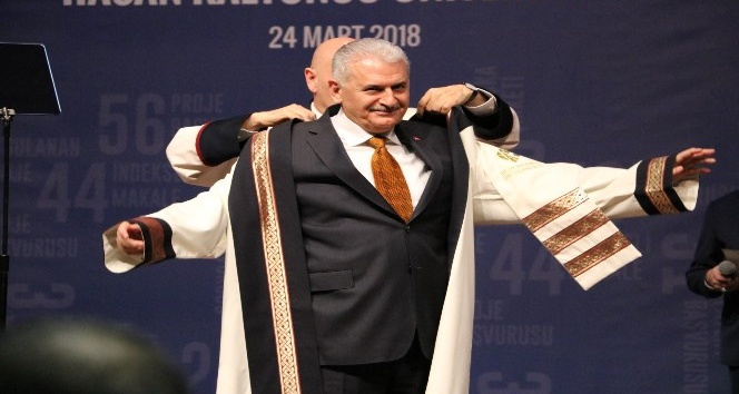 Başbakan Binali Yıldırım’a Hasan Kalyoncu Üniversitesinden fahri doktora