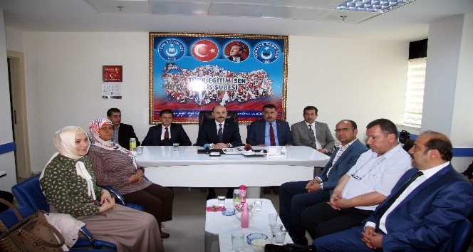 Türk Eğitim Sen Genel Başkanı Geylan’dan Mehmetçik ve Kilis’e destek