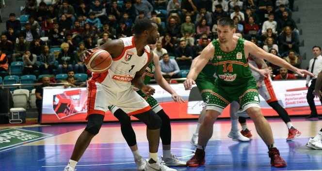 Tahincioğlu Basketbol Süper Ligi: Banvit: 71 - Muratbey Uşak: 58