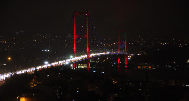 İstanbul karanlığa büründü!