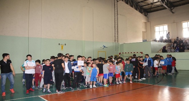 Oltu’da Muhsin Gürsoy anısına güreş turnuvası düzenlendi