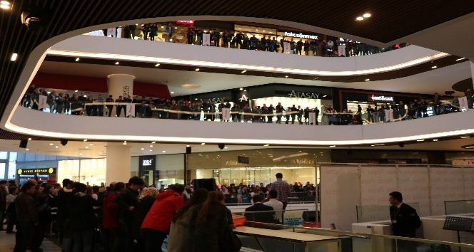 5’inci yılını Retrobüs’le kutladı