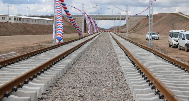 Ankara-Sivas arası YHT ile 2 saat olacak